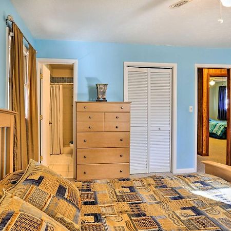 Lake Waccamaw Home With Fenced Yard And Shared Pier! מראה חיצוני תמונה